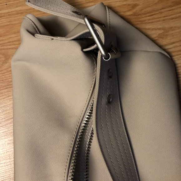 GAP Beige Purse - Picture 6 of 8